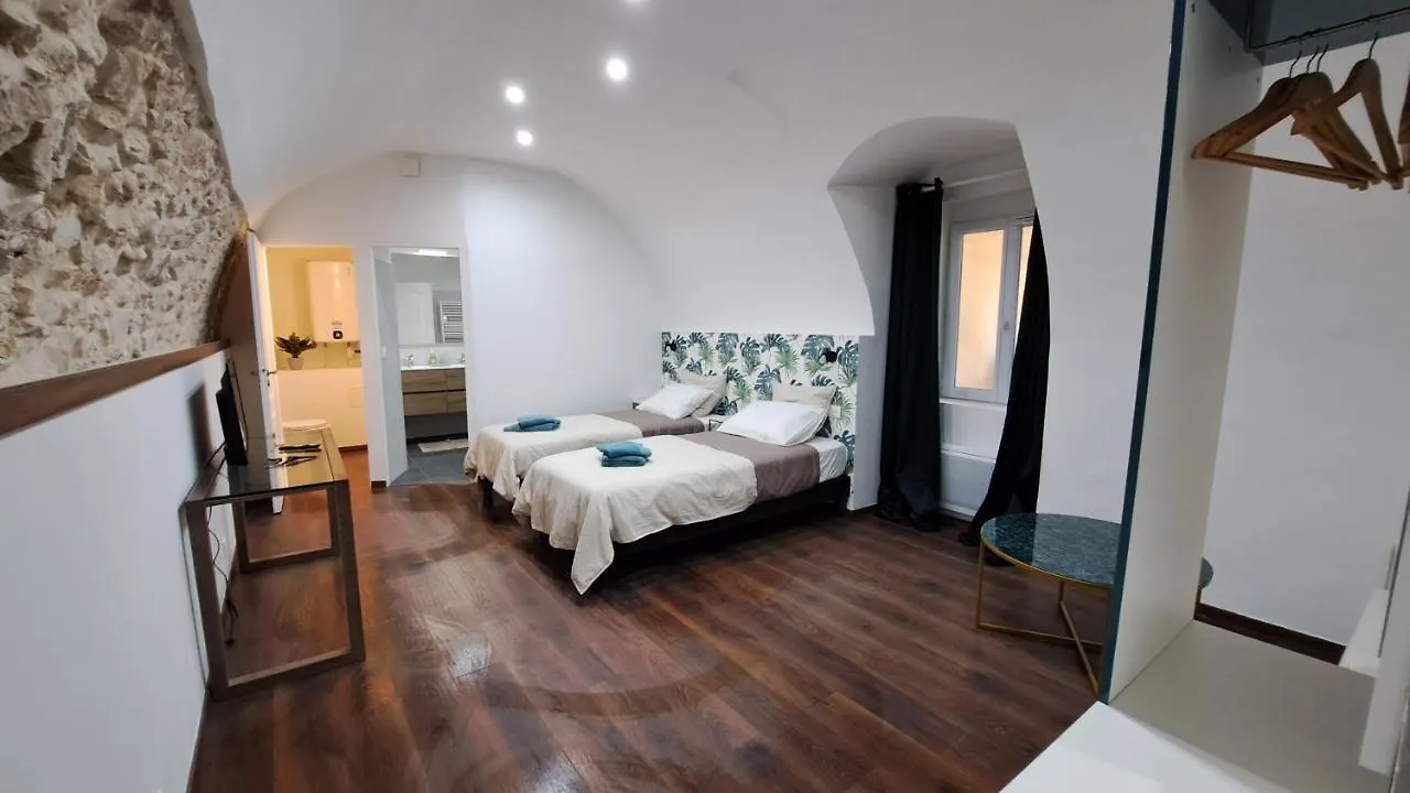 Les Chambres Du Chateau De Fenestrelle Aubagne Francia