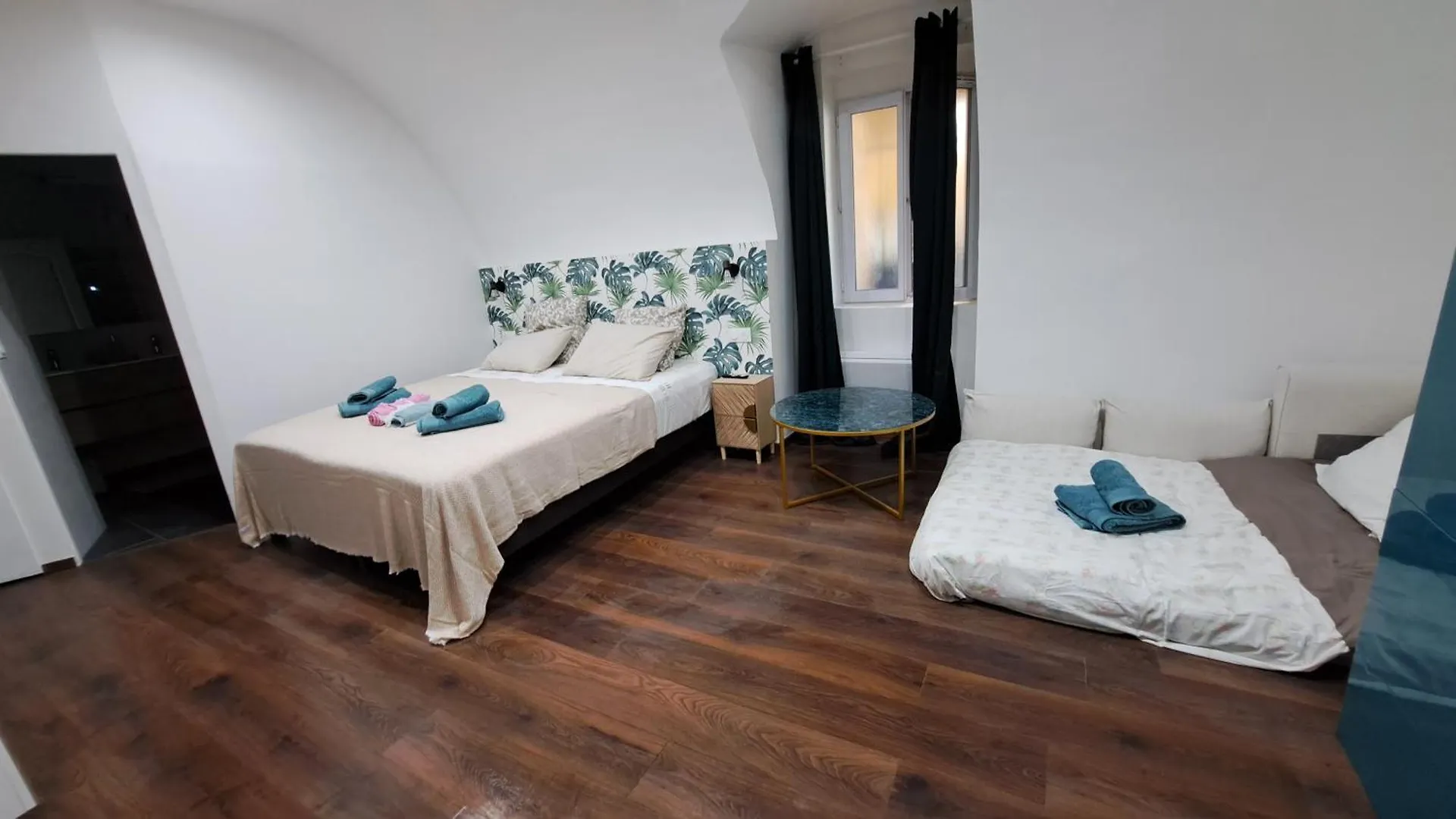Bed & Breakfast Les Chambres Du Chateau De Fenestrelle Aubagne
