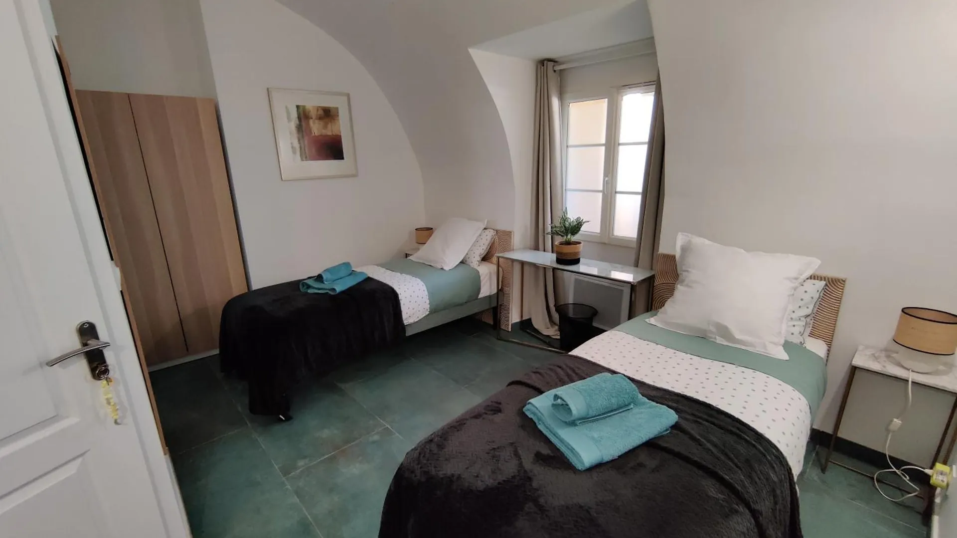 Les Chambres Du Chateau De Fenestrelle Aubagne