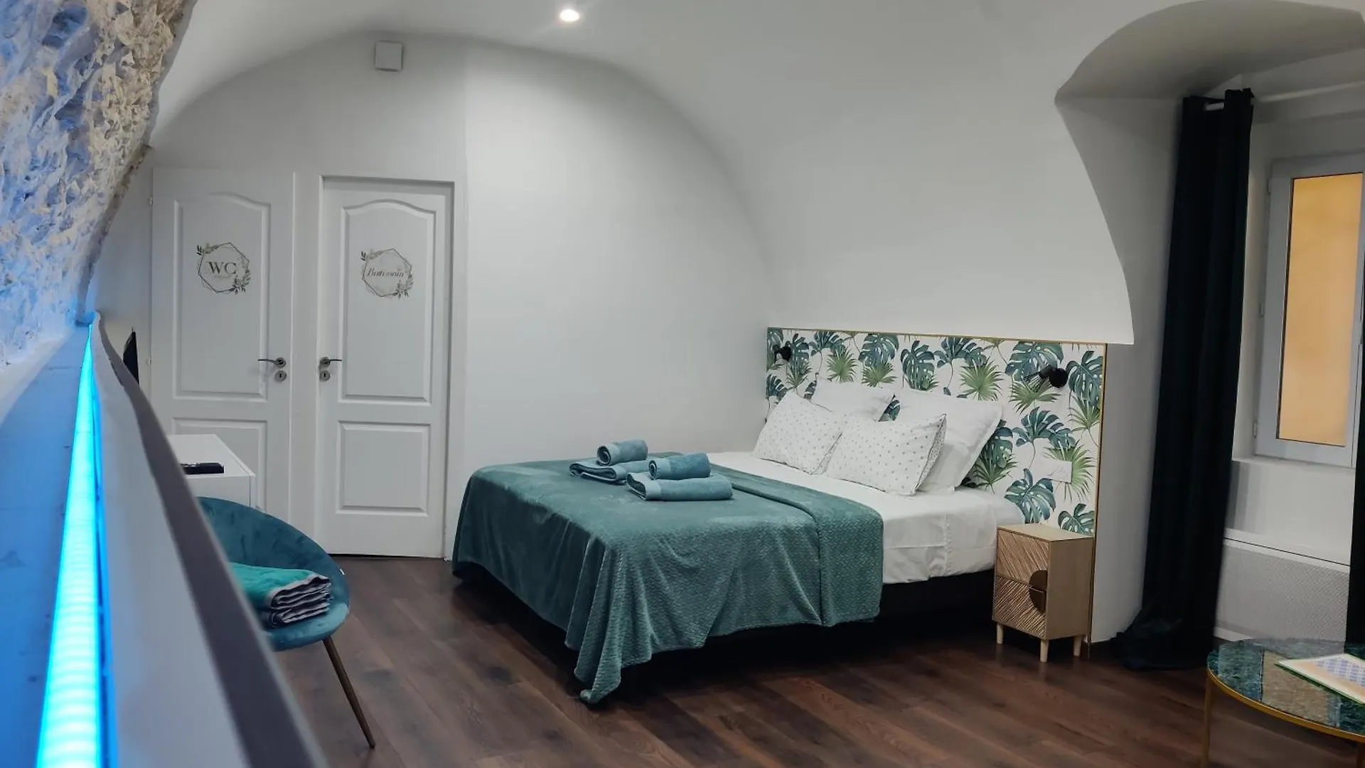 Les Chambres Du Chateau De Fenestrelle Aubagne France